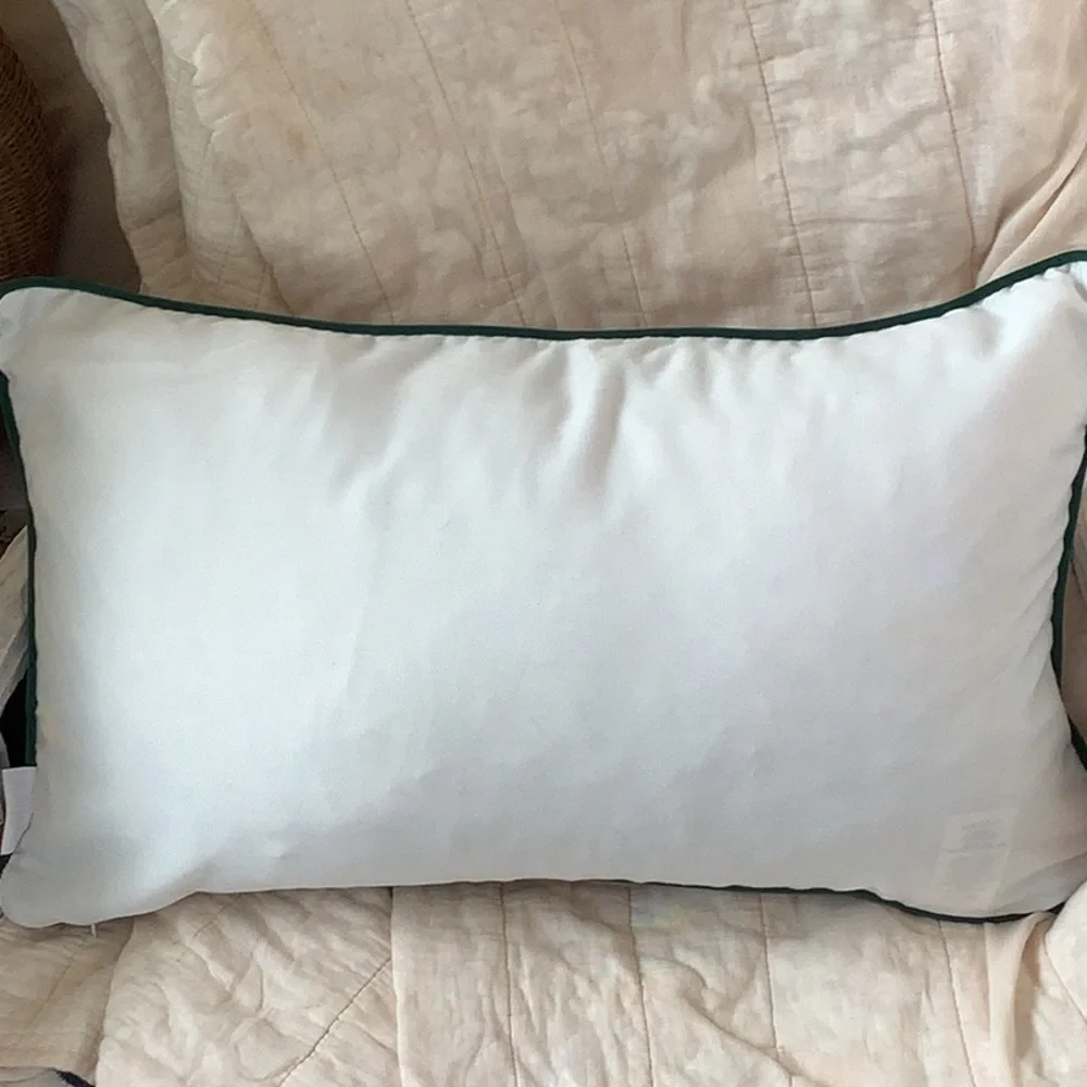 The Farmhouse by Racheal Ashwell Holiday Goose-down Pillow